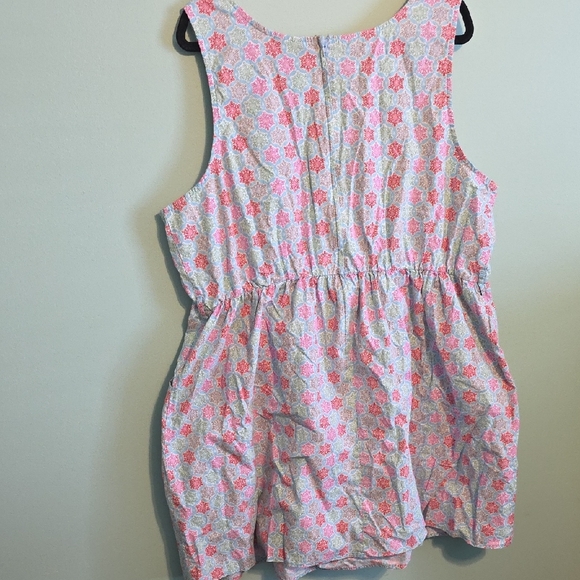 Retrolicious Snowflake Patterned Top in Blue and Pink - Picture 4 of 6